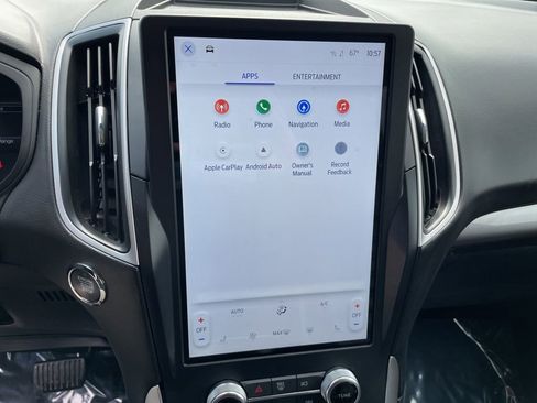 Used 2024 Ford Edge SEL image 10