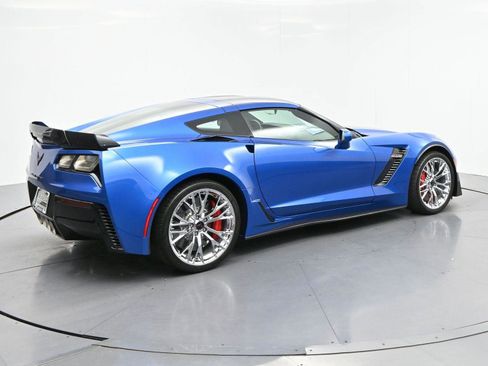 Used 2016 Chevrolet Corvette Z06 w/ 3LZ Preferred Equipment Group RWD image 7