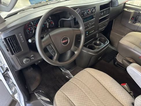 Used 2025 GMC Savana 3500 LT w/ LT Preferred Equipment Group RWD image 30