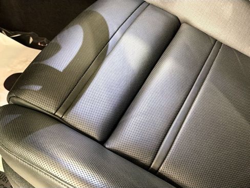 Certified 2025 Porsche Cayenne E-Hybrid AWD/4WD image 21