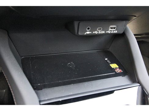 Certified 2025 Subaru Forester Sport image 27