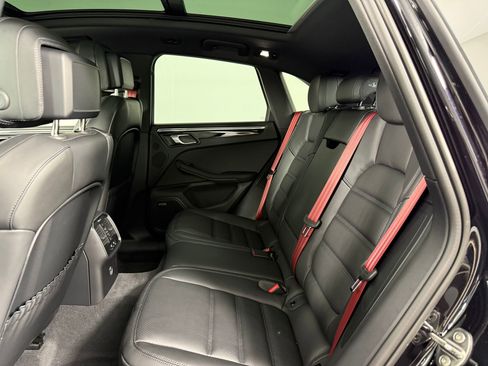 New 2026 Porsche Macan S image 15