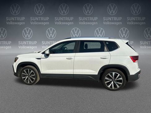 Used 2022 Volkswagen Taos SE FWD image 34