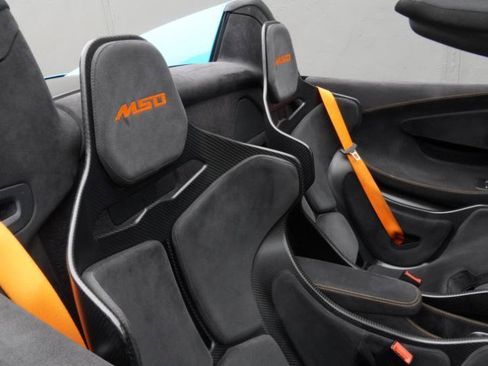 Used 2020 McLaren 600LT Spider RWD image 62