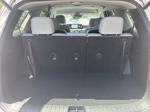 Used 2025 Hyundai Palisade SEL FWD image 29