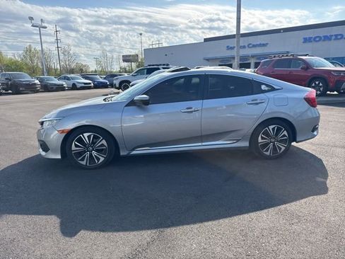 Used 2018 Honda Civic EX-T image 13