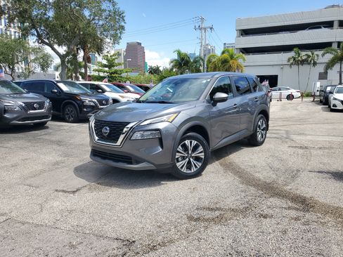 Certified 2023 Nissan Rogue SV image 32