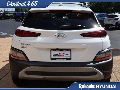 Used 2022 Hyundai Kona SEL w/ Cargo Package FWD image 5