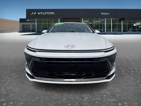 Certified 2025 Hyundai Sonata SEL FWD image 2