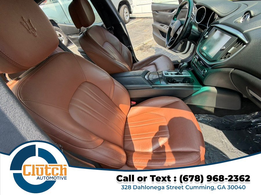 Used 2015 Maserati Ghibli RWD image 29
