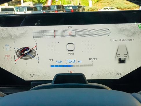 Used 2025 GMC Hummer EV 2X w/ Extreme Off-Road Package image 39