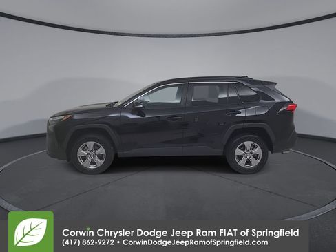 Used 2023 Toyota RAV4 XLE FWD image 9