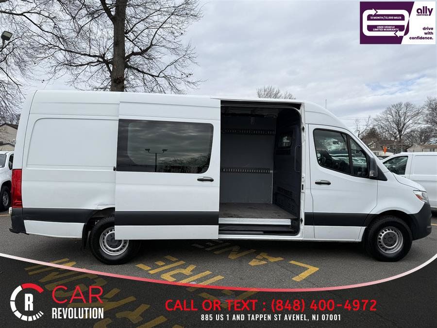 Used 2019 Mercedes-Benz Sprinter 170 Cargo image 9
