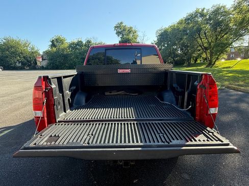 Used 2011 Nissan Titan SV w/ SV Value Truck Pkg AWD/4WD image 24