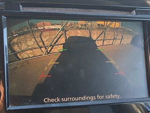 Used 2020 Nissan Rogue SV image 25