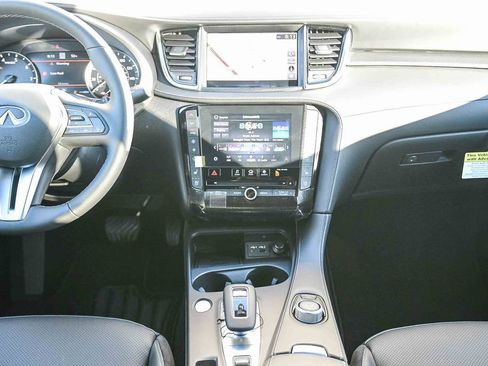 Certified 2025 INFINITI QX50 Sport AWD/4WD image 12
