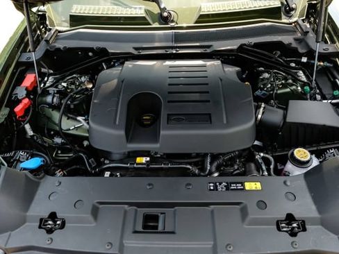 New 2026 Land Rover Defender 110 X-Dynamic SE AWD/4WD image 54