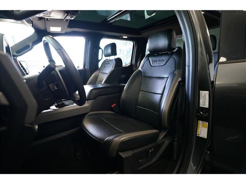 Used 2018 Ford F150 Raptor w/ Equipment Group 802A Luxury image 10