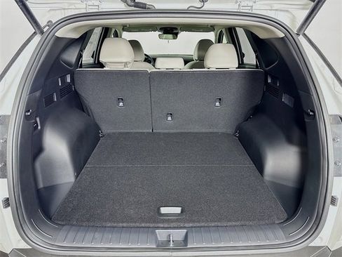 Certified 2025 Hyundai Tucson SEL image 40