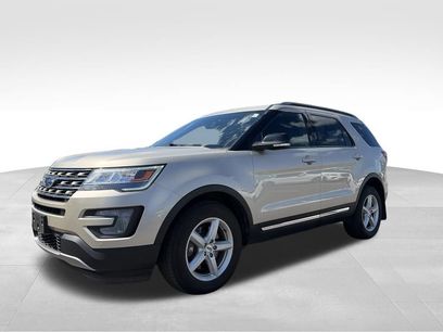 Used 2017 Ford Explorer XLT w/ Equipment Group 202A