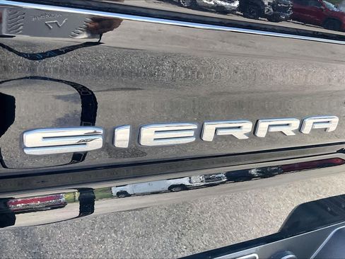 Used 2020 GMC Sierra 1500 AT4 w/ AT4 Premium Package AWD/4WD image 8