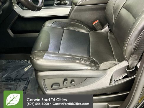 Used 2018 Chevrolet Silverado 1500 LTZ AWD/4WD image 23