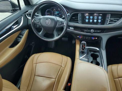 Used 2018 Buick Enclave Essence w/ Trailering Package AWD/4WD image 12
