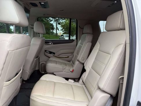 Used 2017 GMC Yukon XL Denali w/ Open Road Package AWD/4WD image 12