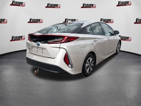 Used 2017 Toyota Prius Prime Plus FWD image 5