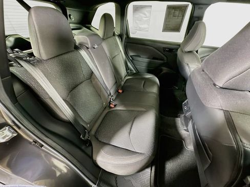 Certified 2026 Subaru Forester Premium w/ Base/Premium Package AWD/4WD image 28