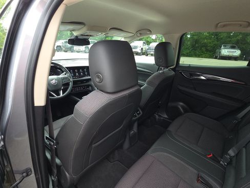 Used 2022 Buick Envision Preferred FWD image 27