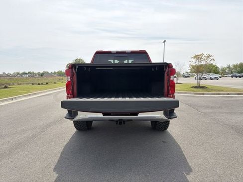 Used 2023 Chevrolet Silverado 1500 LT w/ Convenience Package II image 18
