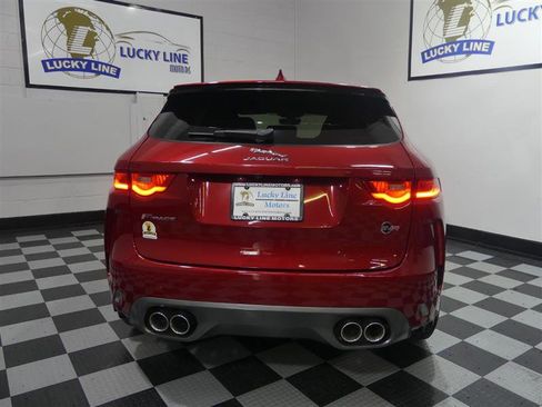 Used 2019 Jaguar F-PACE SVR image 8