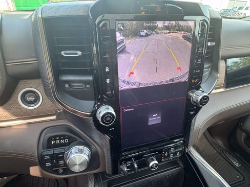 Used 2025 RAM 1500 Limited w/ Trailer Tow Group AWD/4WD image 30