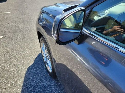 Used 2020 Toyota Highlander Limited image 18