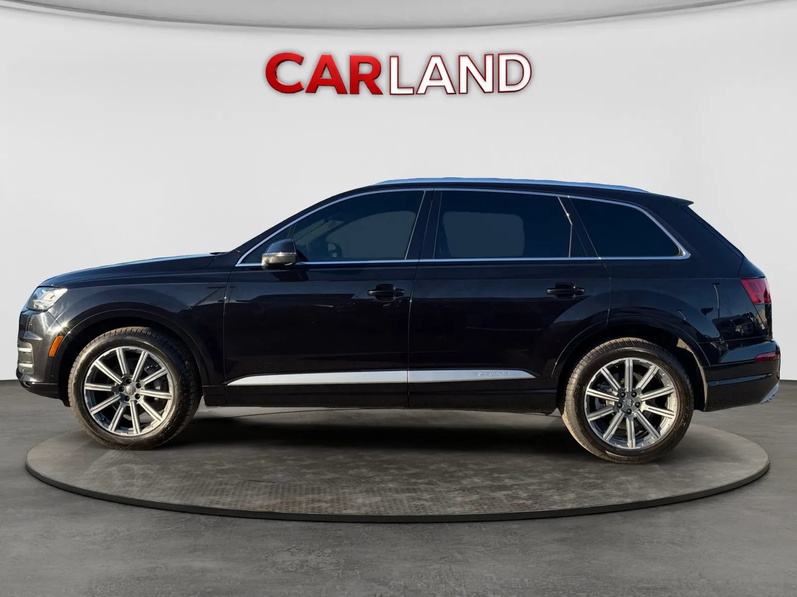 Used 2018 Audi Q7 3.0T Prestige w/ Prestige Package AWD/4WD image 2