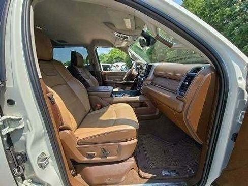 Used 2024 RAM 3500 Limited image 14