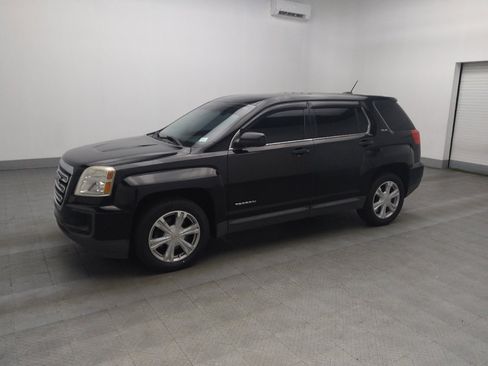 Used 2017 GMC Terrain SLE image 2