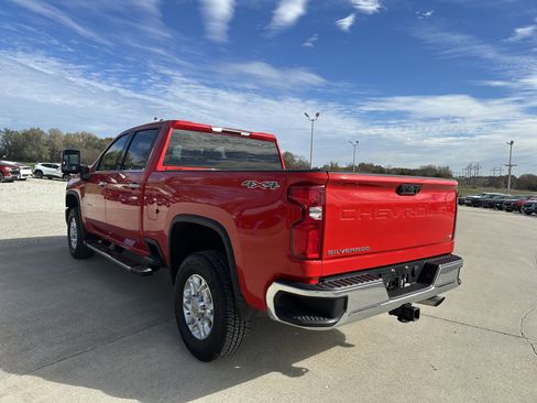 Used 2024 Chevrolet Silverado 3500 LTZ image 3