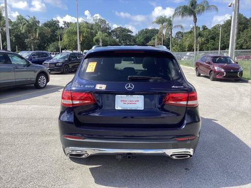 Used 2017 Mercedes-Benz GLC 300 4MATIC image 9
