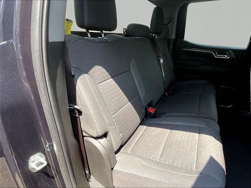 Used 2023 GMC Sierra 1500 SLE AWD/4WD image 25
