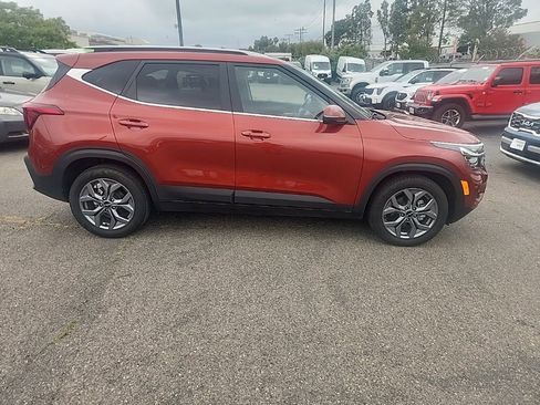 Certified 2024 Kia Seltos S FWD image 15