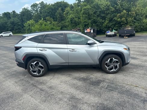 Used 2023 Hyundai Tucson SEL w/ Convenience Package AWD/4WD image 4