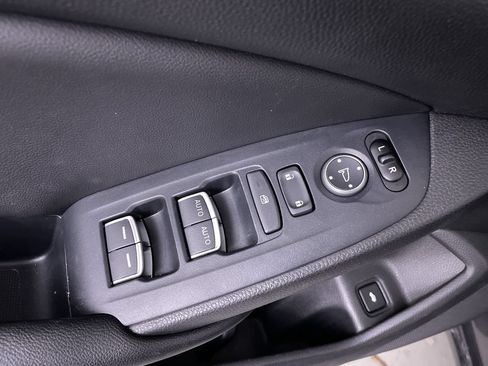 Used 2020 Honda Accord LX image 11