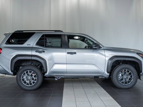 New 2026 Toyota 4Runner SR5 RWD image 3