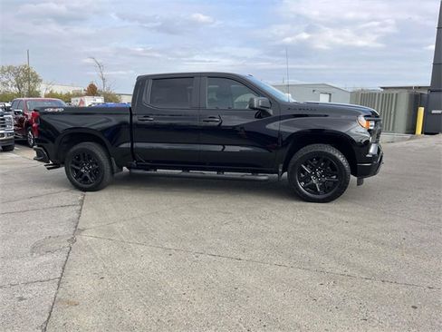 Used 2025 Chevrolet Silverado 1500 Custom w/ Turbomax Blackout Package image 2