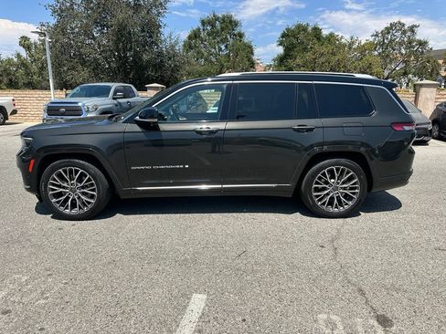 Used 2023 Jeep Grand Cherokee L Summit AWD/4WD image 2