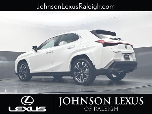 New 2025 Lexus UX 300h FWD image 18