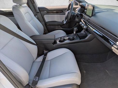Certified 2025 Honda Civic Sport Touring image 22