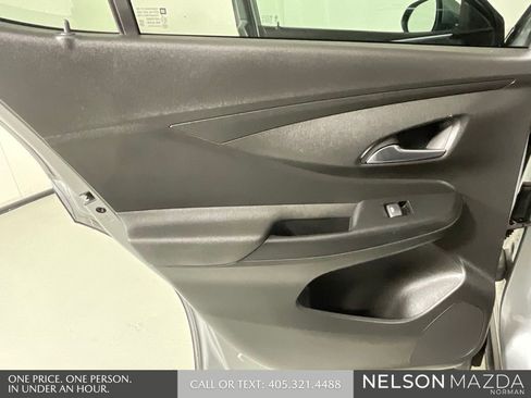 Used 2024 Buick Envista Preferred w/ Convenience I Package image 18